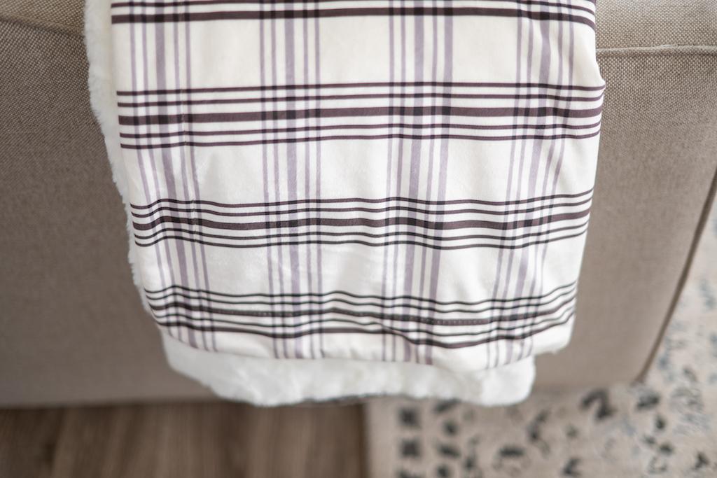 Black & Cream Plaid
